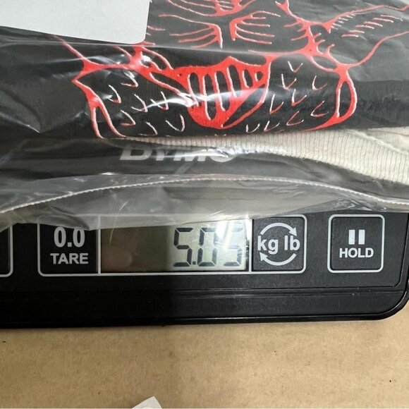 Netflix Mens Size Small Ivory Stranger Things Demogordon Graphic Tee Unisex - Picture 7 of 7